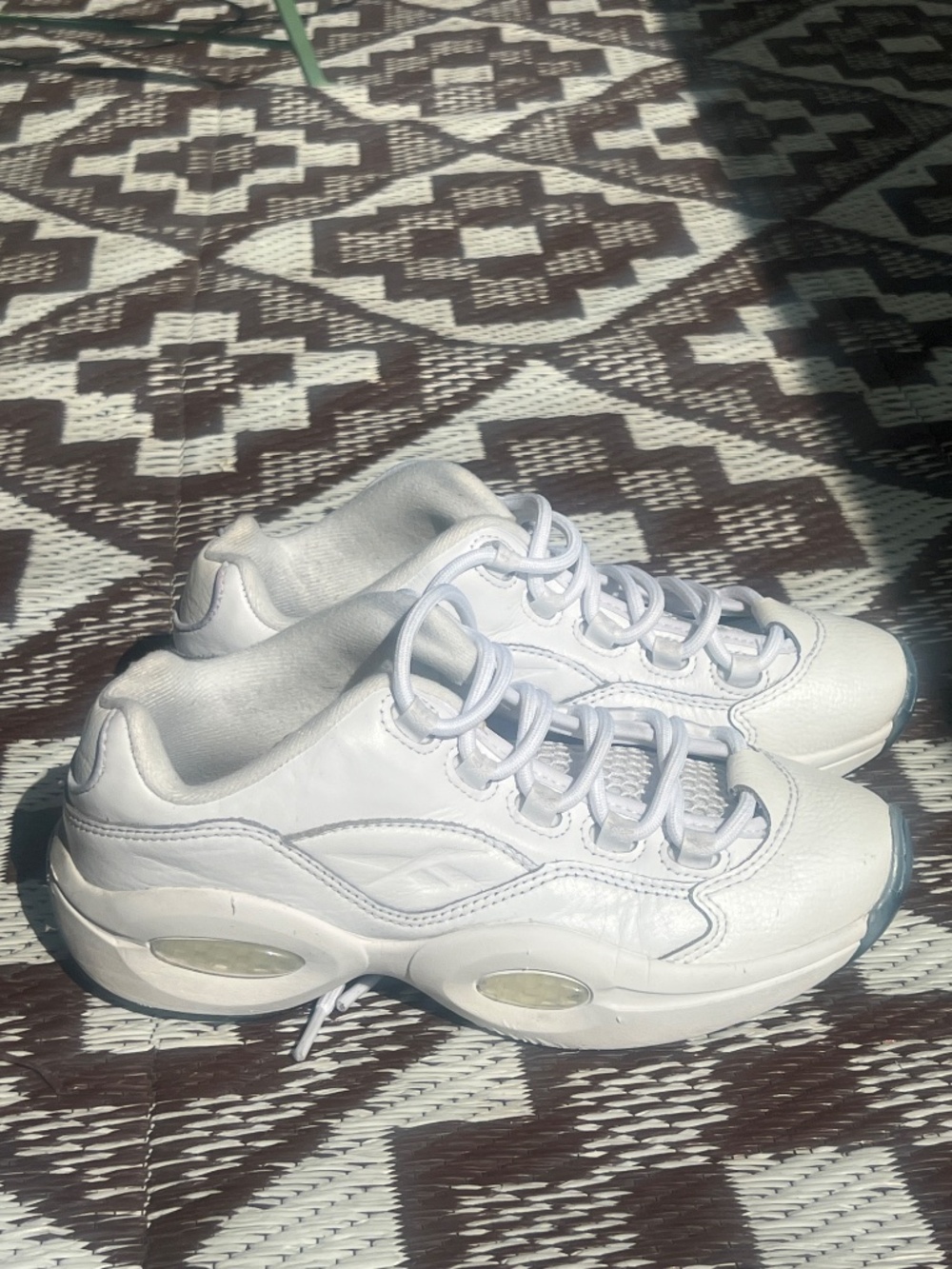 Sneakers - Picture 2 of 2